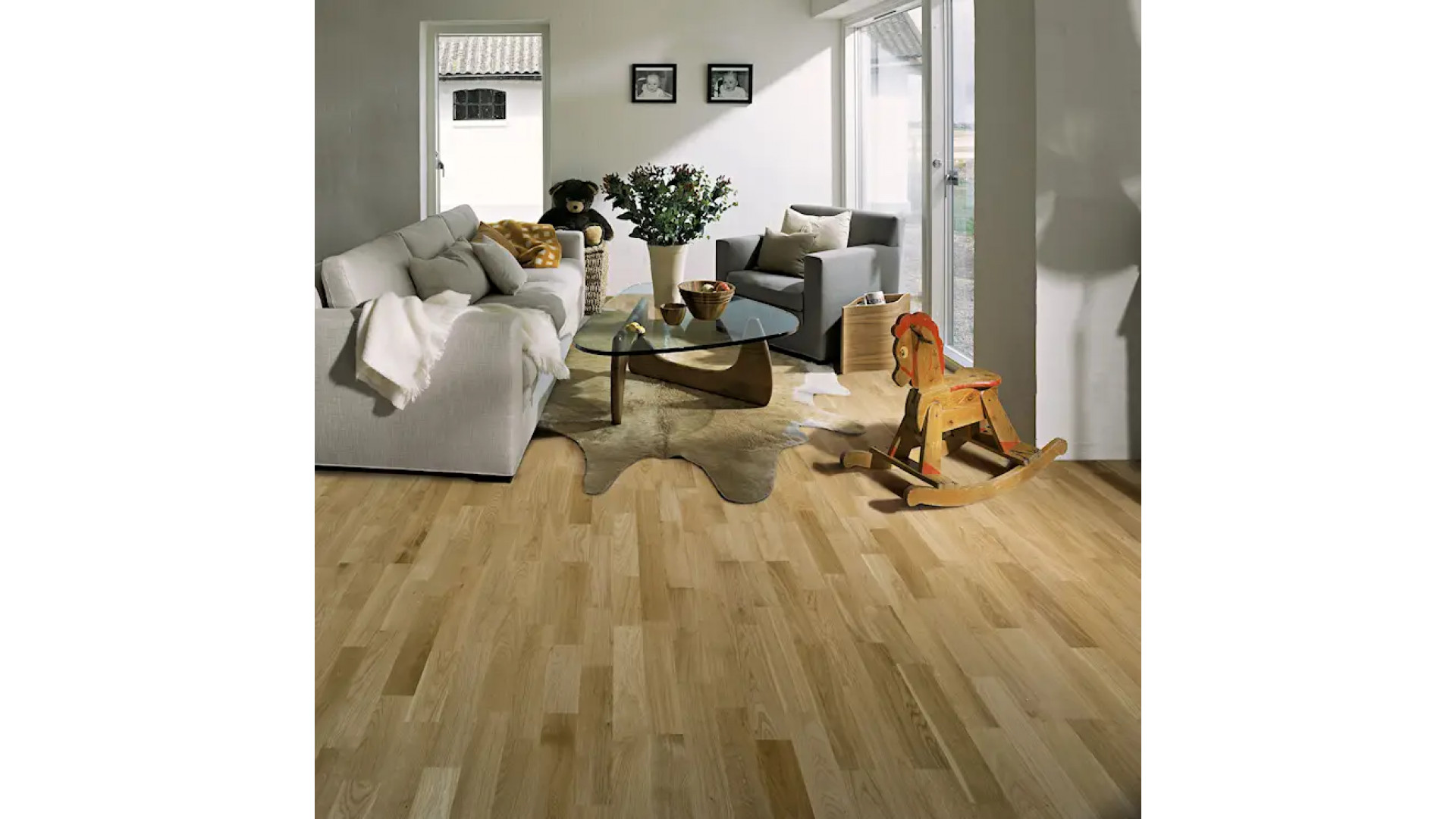 Kahrs Avanti Tres Oak Lecco - Matt Lacquer Finish