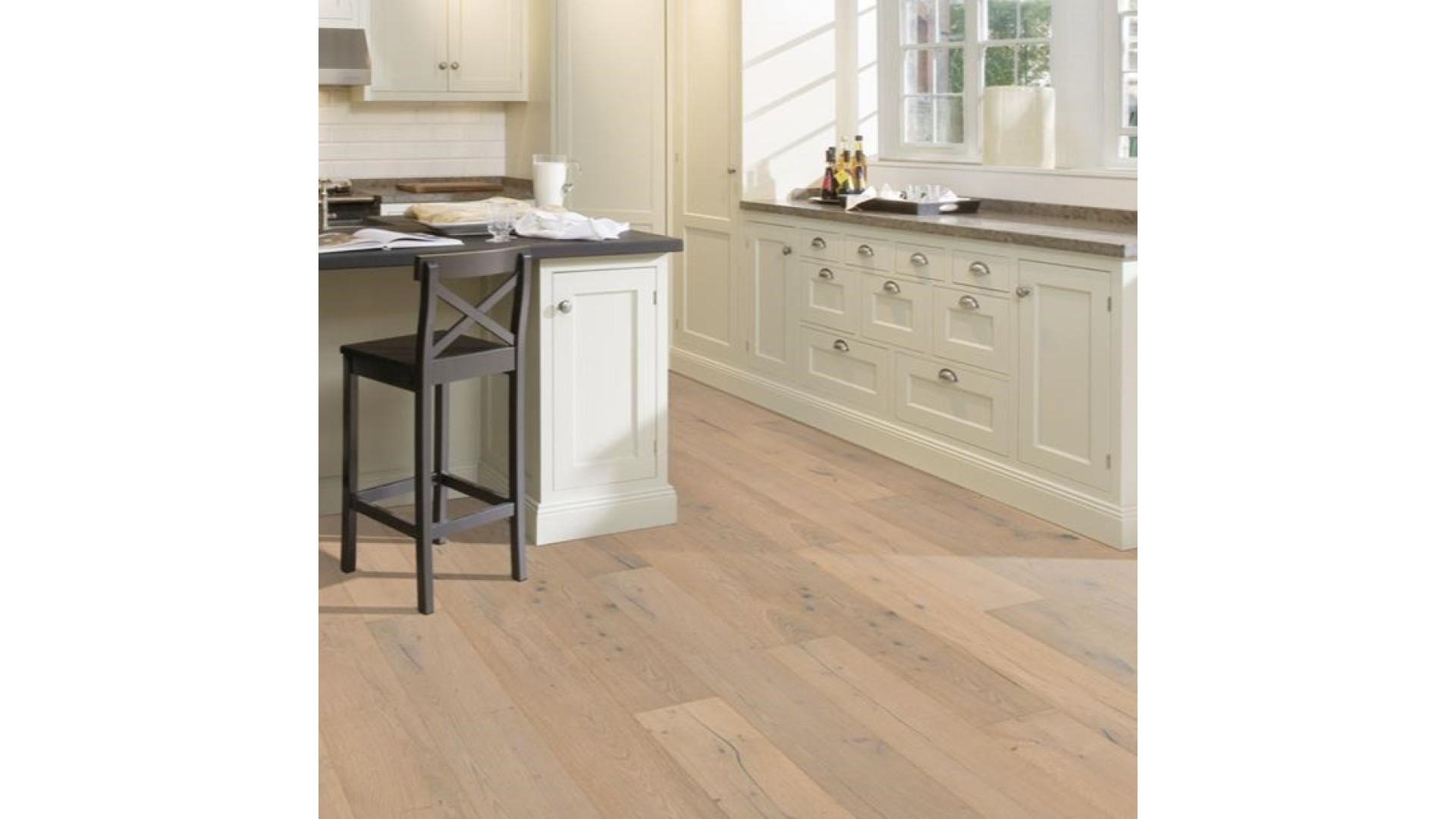 Kahrs Tempest Oak Mistral