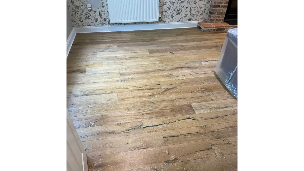 White Primed Solid Pine Scotia Trim 2400mm