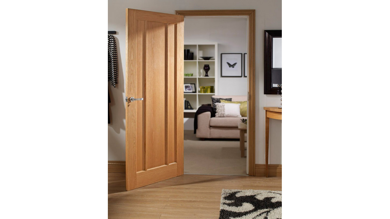 CLEARANCE 1 Of Oak Worcester Solid Panel Door 1981 x 838mm