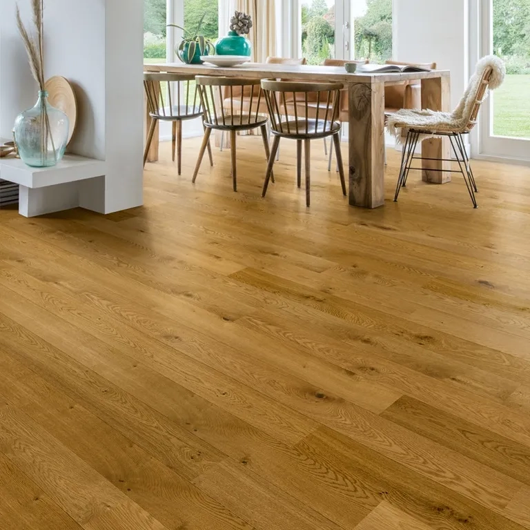 Quickstep Vernis Naturel Oak Engineered Wood Flooring