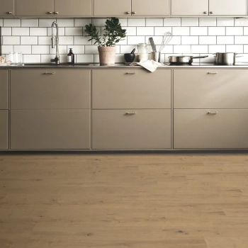 Quick-Step Vernis Chatain Oak Millrun Wood Extra Matt Flooring