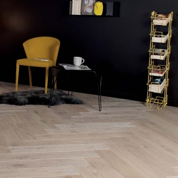 Woodland French Oak Limestone Weathered Herringbone 139mm