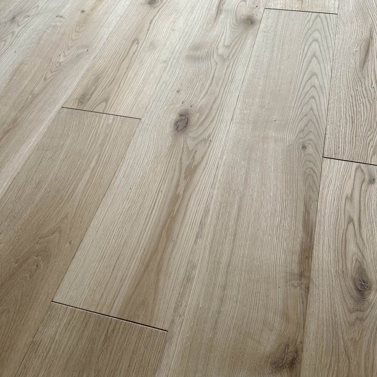 Woodland Robusta Oak Lightly Brushed Unfinished 15 x 185mm